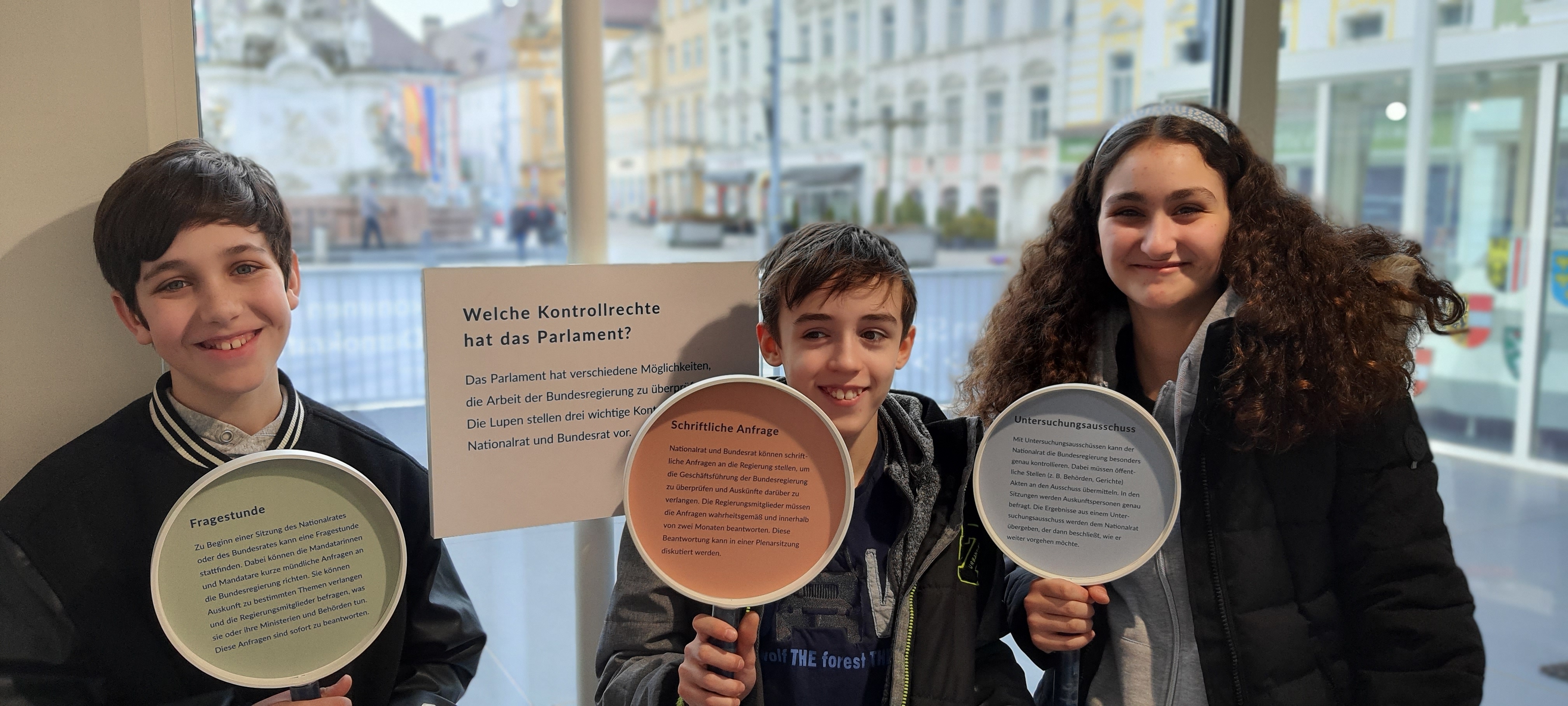 Parlamentsbesuch am St. Pöltner Rathausplatz