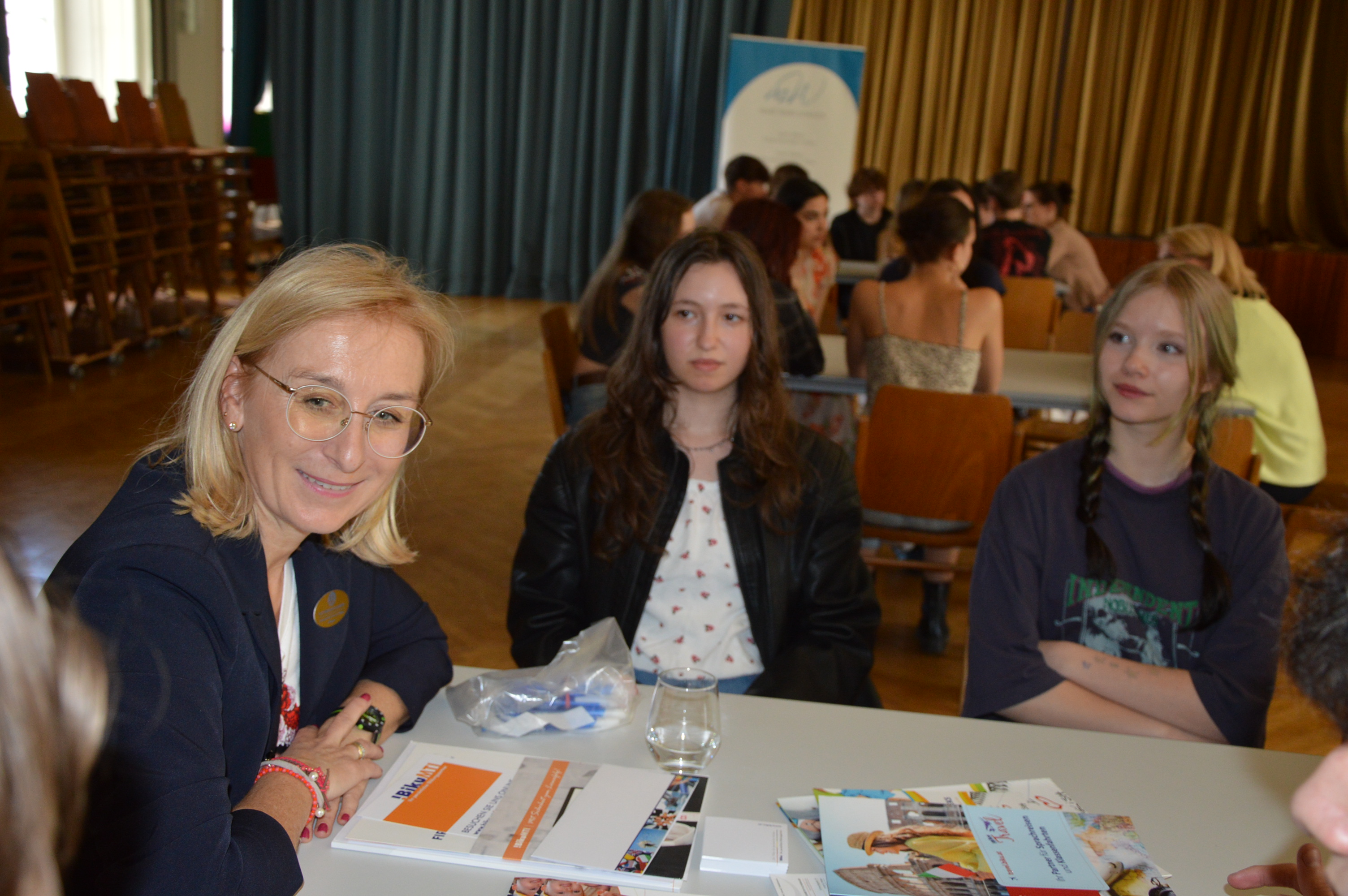 Ein Speed-Dating der anderen Art: Role- Models Projekt im Mary Ward Gymnasium